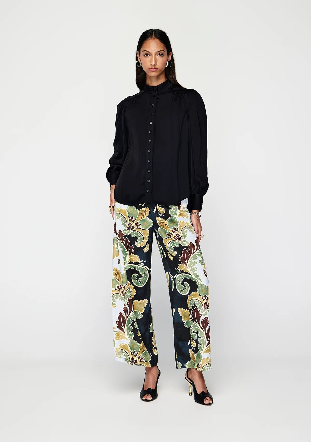 Lune Blouse in Black