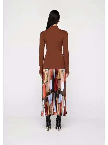Vela Knit Top in Toffee - back view